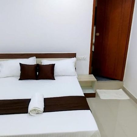 Tharavad Residency Hotel Iritti Kültér fotó
